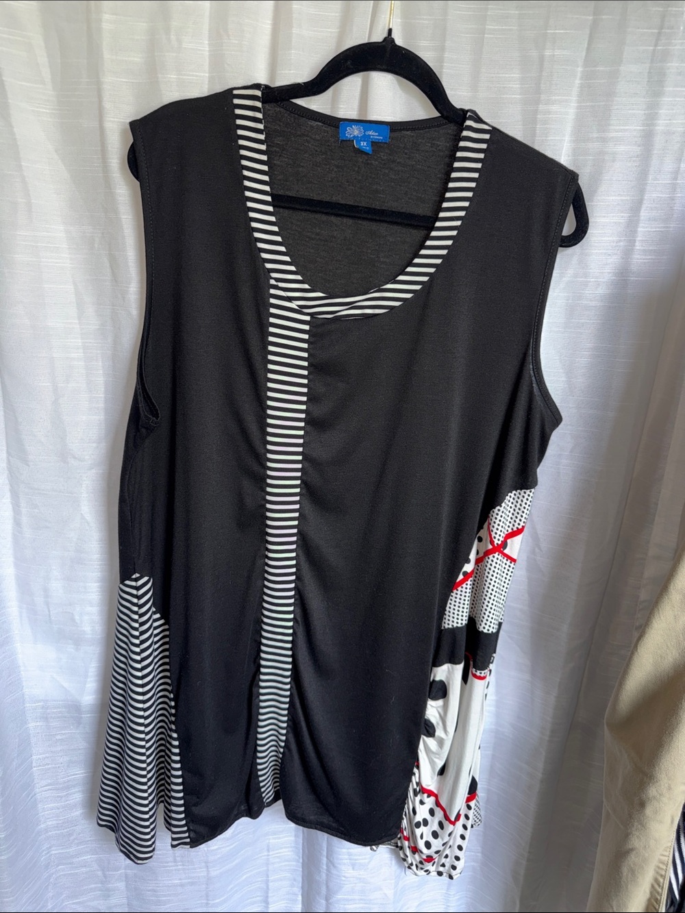 Sleeveless Black Tank with Striped Trim and Graphic Side Detail
